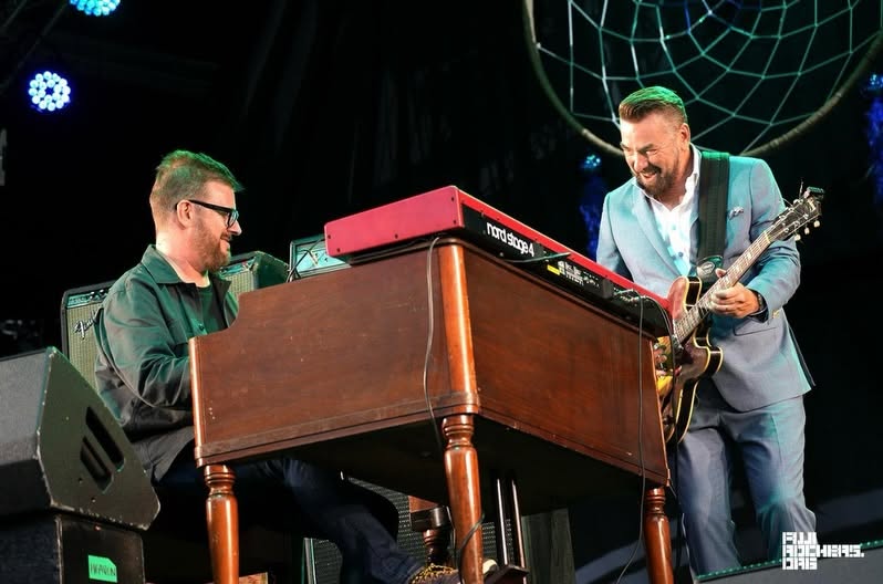 The Breaks live performance